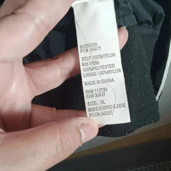 True Religion windbreaker men's Striped sleeve size extra large - Picture 7 of 8